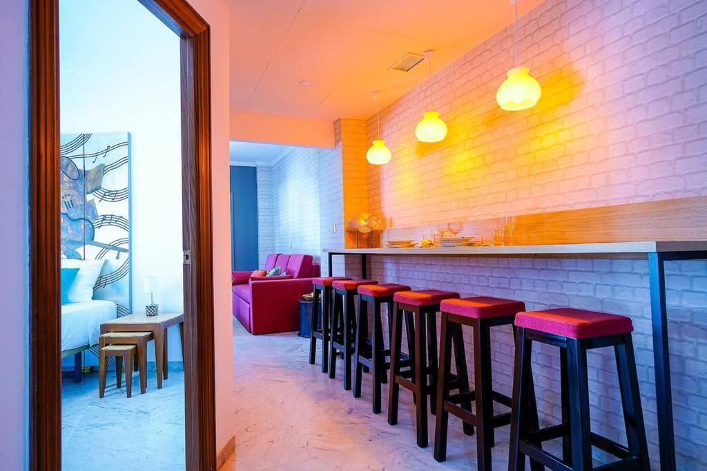 Lovely And Chic Apartment In The Heart Of Севілья Екстер'єр фото